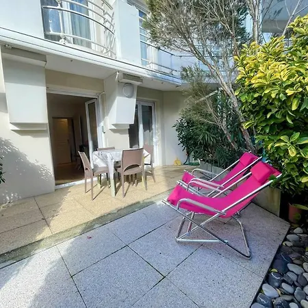 3* - Proche - Hypercentre - & Calme Apartment